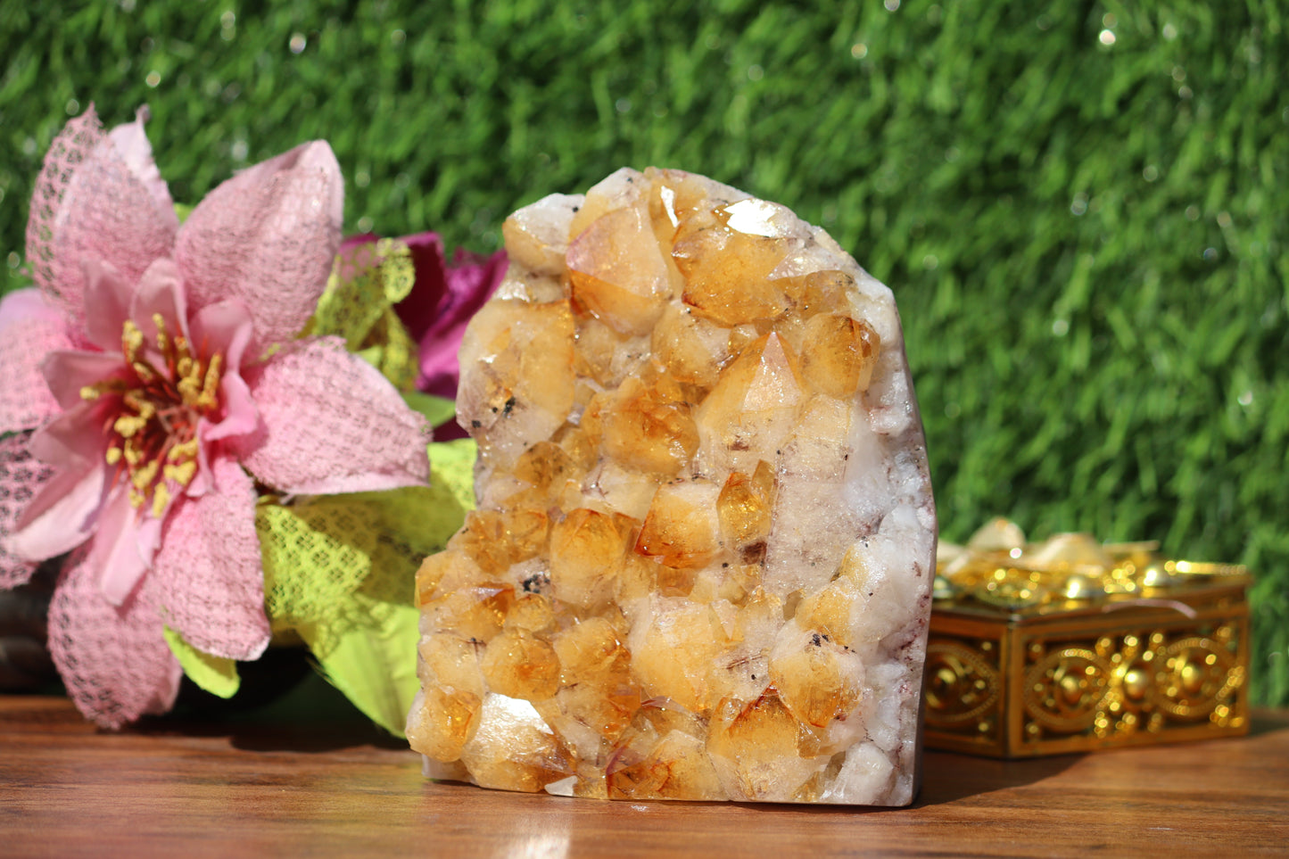 Citrine Geode Cathedral Crystal Cluster - 4.1X3.5X3 Inch(2.99Lb)