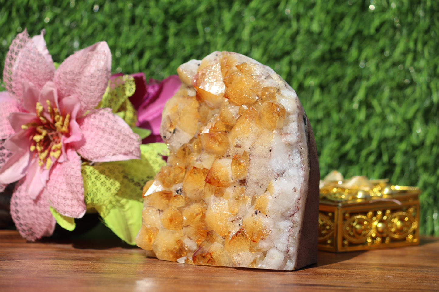 Citrine Geode Cathedral Crystal Cluster - 4.1X3.5X3 Inch(2.99Lb)