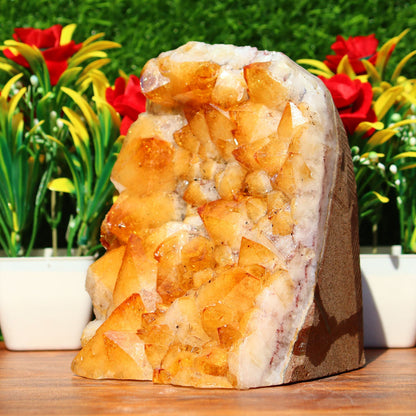 Citrine Geode cathedral crystal cluster - 5.6X4.4X4.2 Inch(5.63Lb)