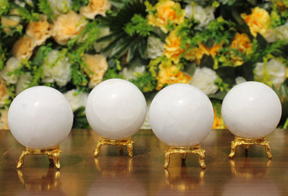 White Aventurine Sphere Ball : 4 to 5 cm with Golden Stand