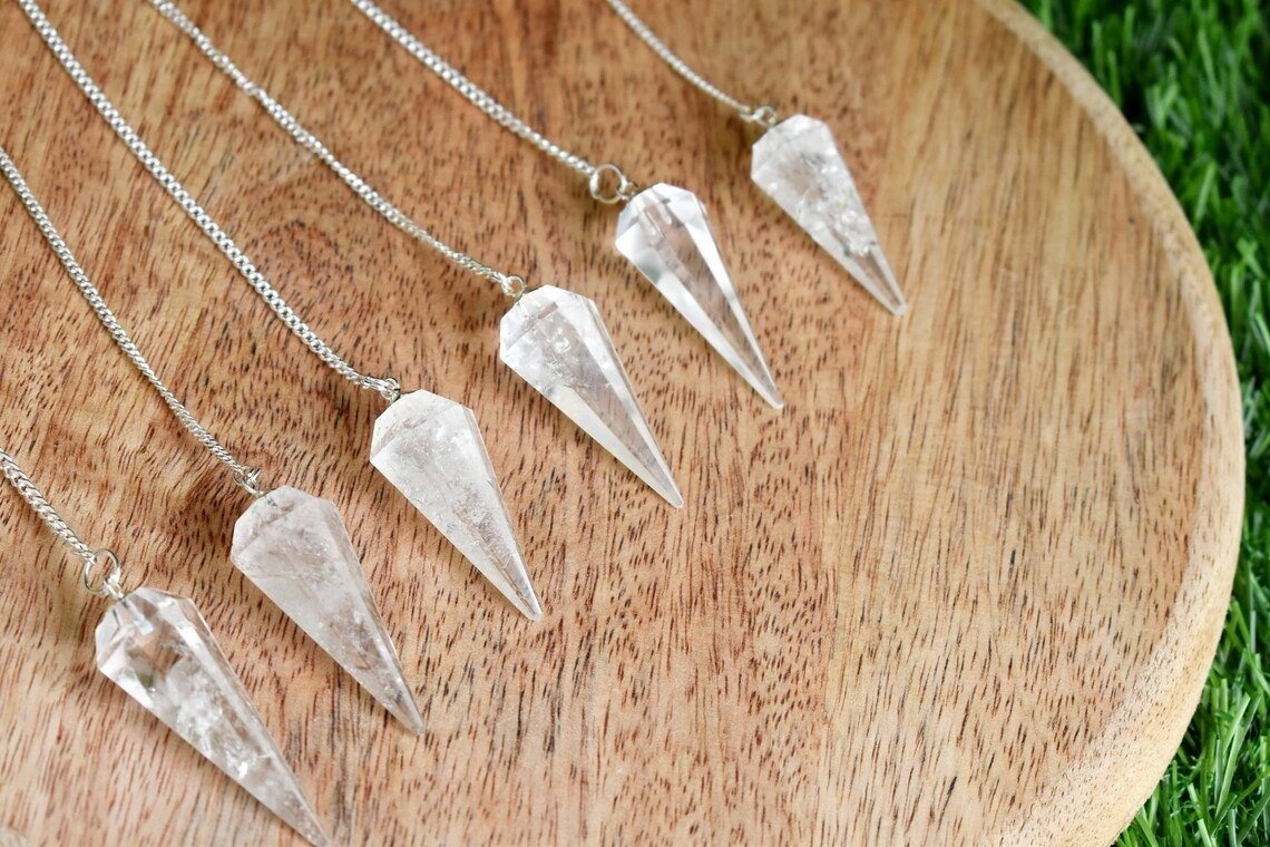 Crystal Quartz Faceted Cone Pendulum Healing Dowsing Crystal Pendulum, Spiritual Energy Tool, Clear Quartz Pendulum for Meditation Lovers