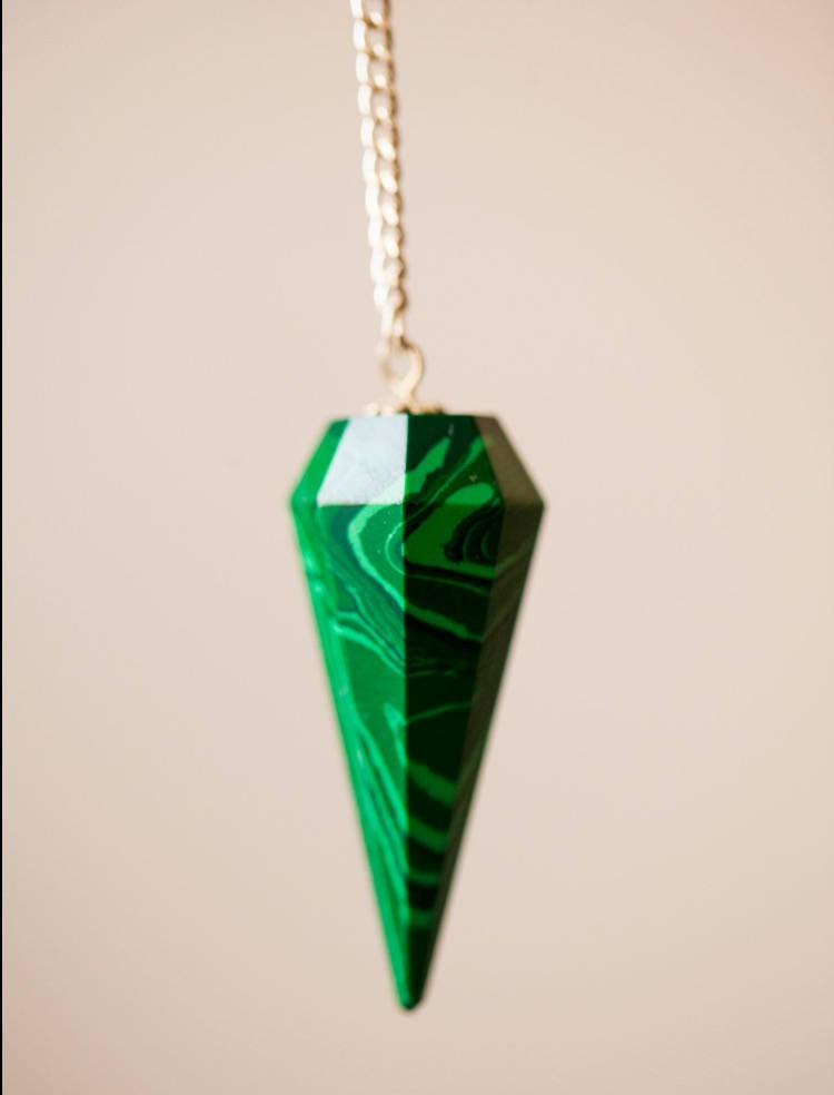 Malachite Crystal Stone Pendulum Dowser Crystal Pendulum Reiki Healing Crystal