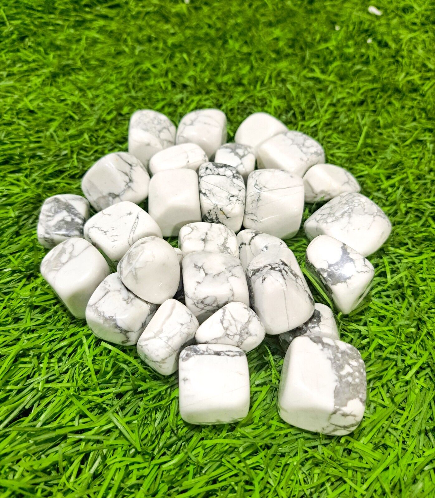 Howlite Tumbled|100GR |5-6Pc| |2.5-3 cm|Healing Tumbled Stones